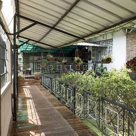 Oyo 2402 Hotel Highwinds Shillong Ngoại thất bức ảnh