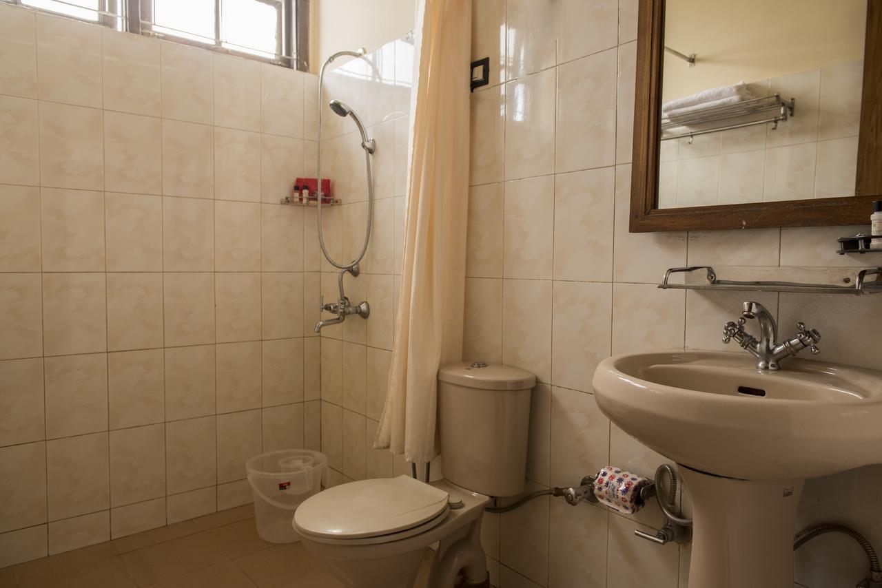 Oyo 2402 Hotel Highwinds Shillong Ngoại thất bức ảnh
