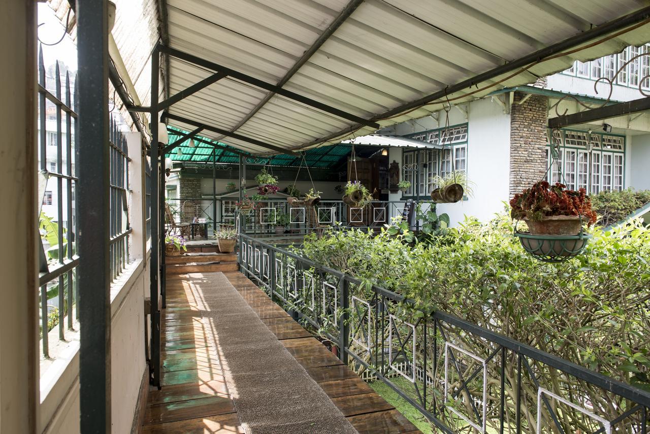 Oyo 2402 Hotel Highwinds Shillong Ngoại thất bức ảnh