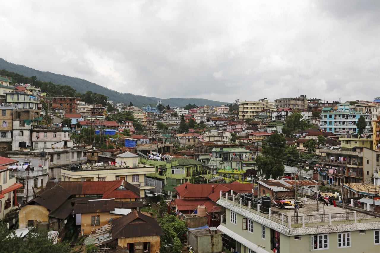 Oyo 2402 Hotel Highwinds Shillong Ngoại thất bức ảnh