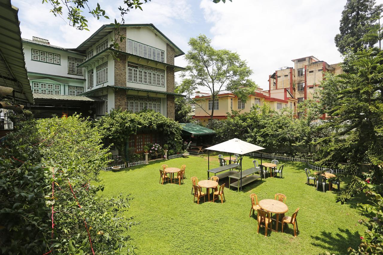 Oyo 2402 Hotel Highwinds Shillong Ngoại thất bức ảnh